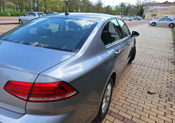 Volkswagen Passat cena 72000 przebieg: 164000, rok produkcji 2019 z Żary małe 781